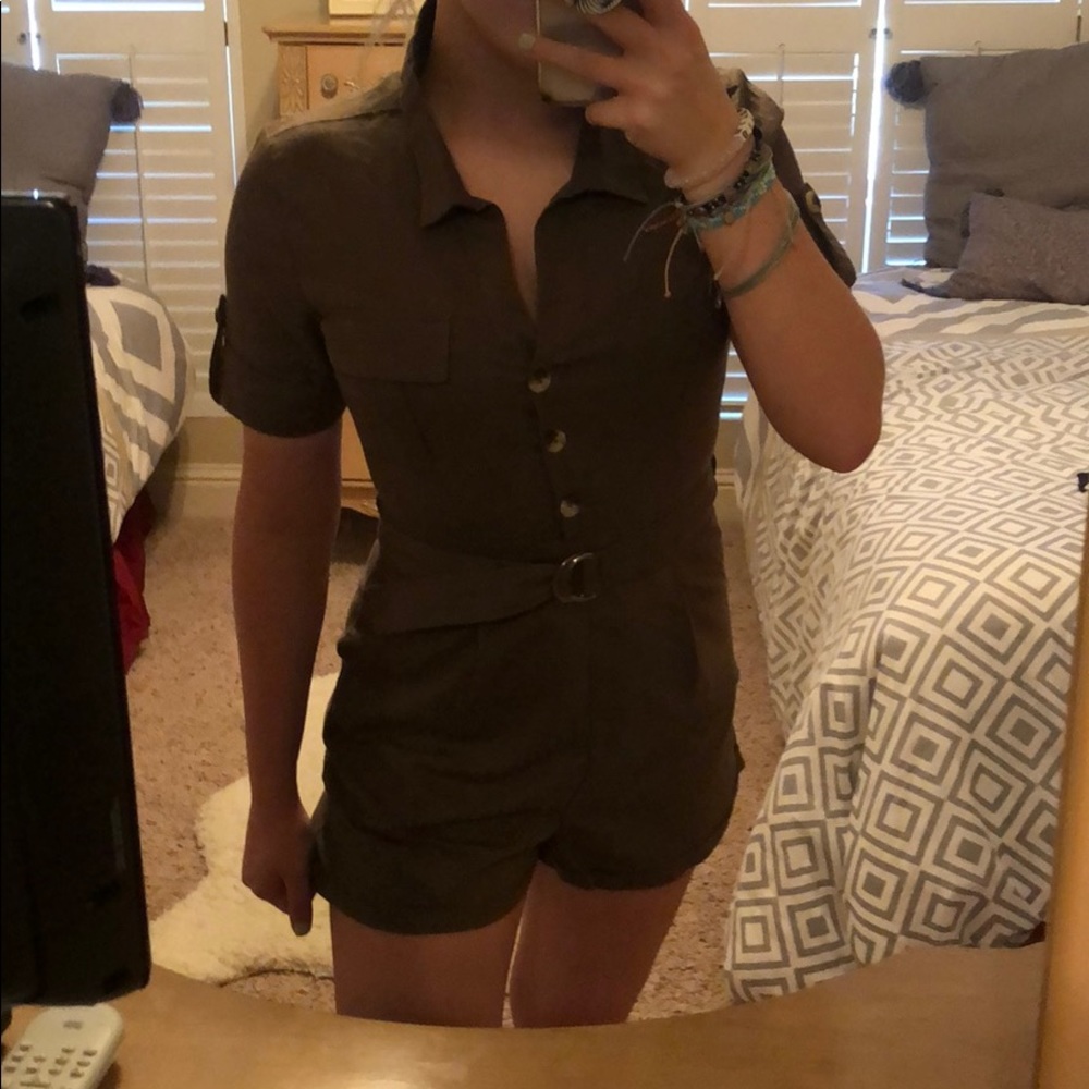 Army green romper